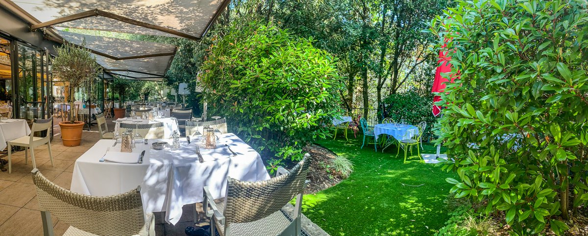 En août, venez découvrir ou redécouvrir notre jardin éphémère. 
cafejatte.com/index.php