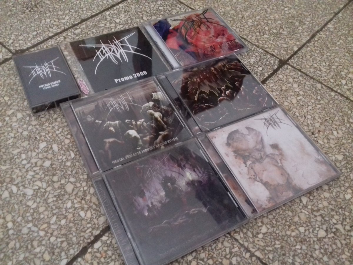 cepit_dargombes's tweet photo. #putridity #mentalprolapseinducednecrophilism #degeneratinganthropophagicaleuphoria #ignominiousatonement #brutaldeathmetal https://t.co/sP88t59dHN