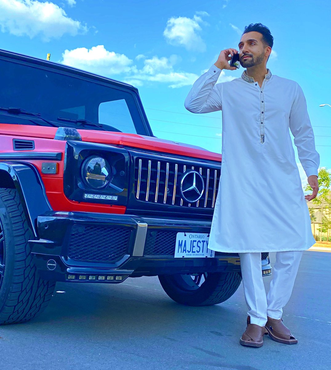 Shamidrees's tweet photo. Eid Mubarak beautiful people ❤️ https://t.co/npqHAKlNlk
