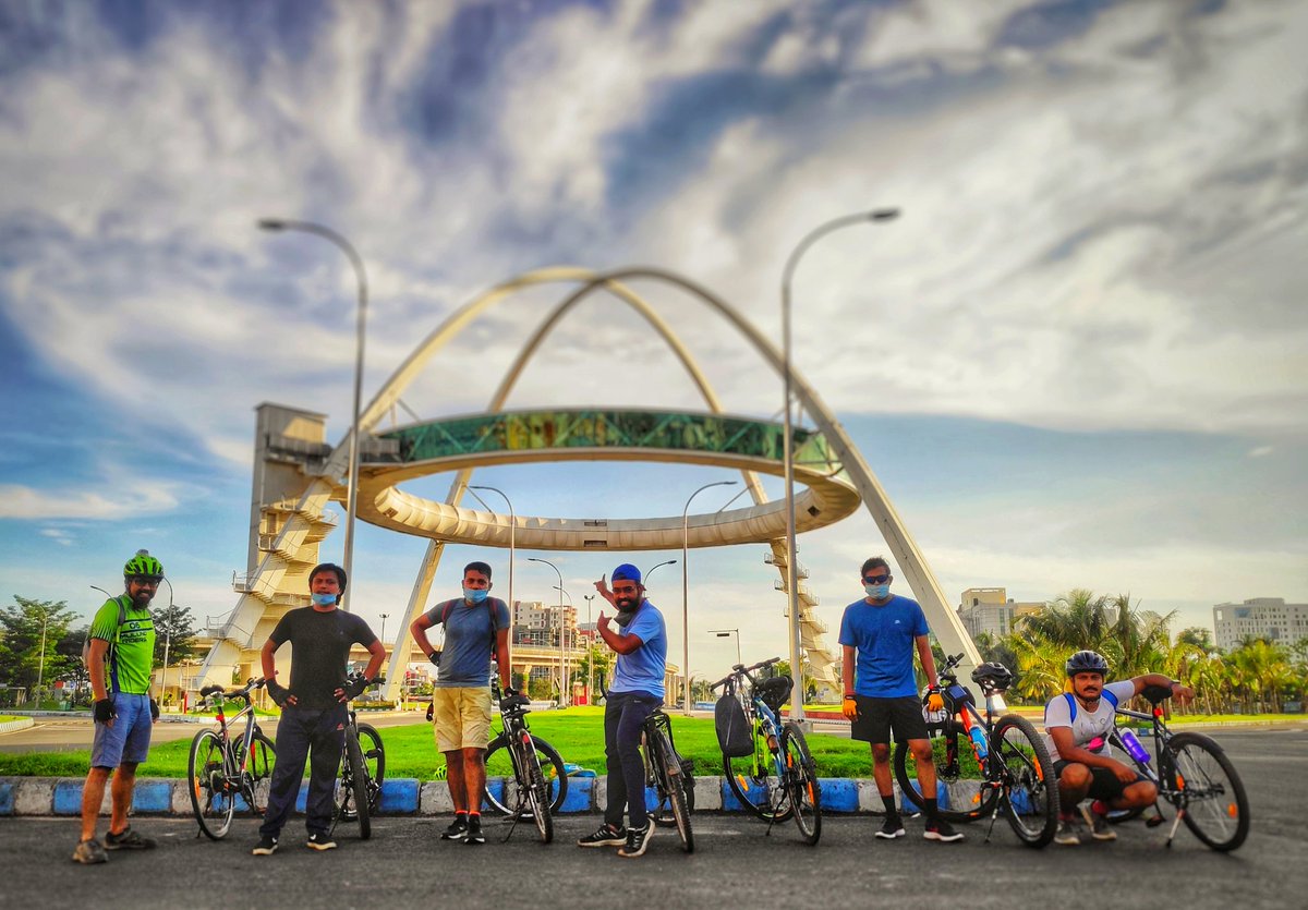 RudraNandi's tweet photo. Behold the magic, witness the spectacle that is the Biswa Bangla Gate. An architectural marvel that is a testament to the efficient and quality execution of the concept.

Today's Bicycle Riding Activity 39.09 km #CYCLES4CHANGECHALLENGE
@FitIndiaOff #fitactiveday #cyclingforliffe https://t.co/HMGaE5CjDg