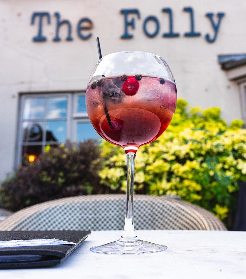 You couldn’t ask for a better day to enjoy one of these in our gorgeous garden! A Summery Folly Gin &amp; Tonic never disappoints ☀️