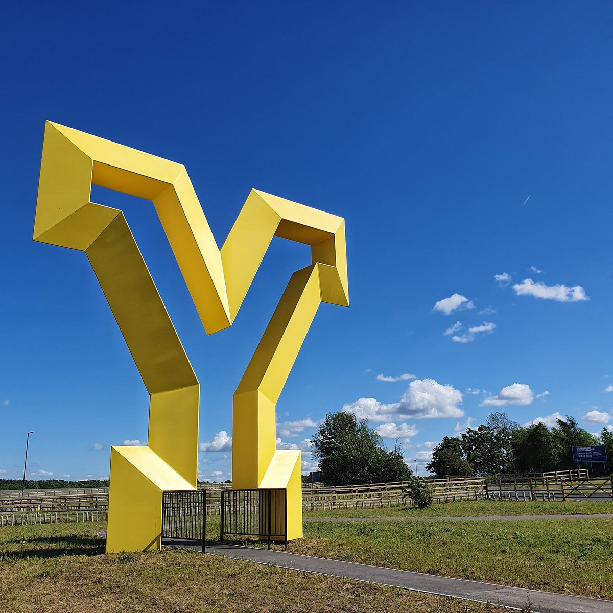 It's finally here! #YorkshireDay2020 has arrived!

And we're asking all our friends, followers and members to tell us how you're celebrating the Big Day 🍾 

So please reply by sharing your photos of how you're spending this sunny Saturday #YorkshireDay