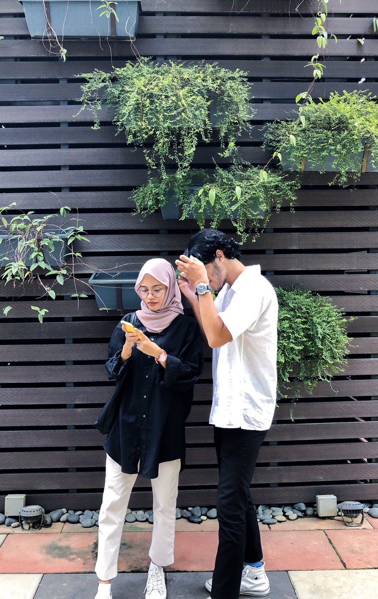 farakilaaa's tweet photo. Mī álmå 🖤🤍 https://t.co/h2Kpn6lqev