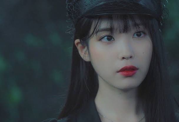 “ #IU makes a clever use of the experience she gained as a singer. She seems to know how to catch a character, and how to make it attractive. As she gets older, and gain more experience, she might be able to perform even better than she does now.”- Drama criticist, Kim Seonyung