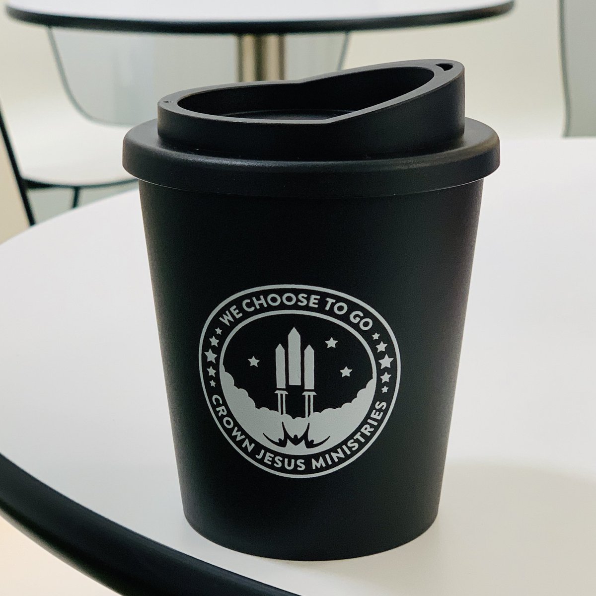 MitchBelfast's tweet photo. 🥳Loving our new @CrownJesus coffee cups. Exclusive to Go Group and School of Evangelism students. 
They are environmentally friendly, dishwasher safe, microwave safe and rapture proof! (Don’t get caught standing at the gates of heaven without one!) 😉

#WeChooseToGo 
#GoGroups https://t.co/uRUlzZa8VS