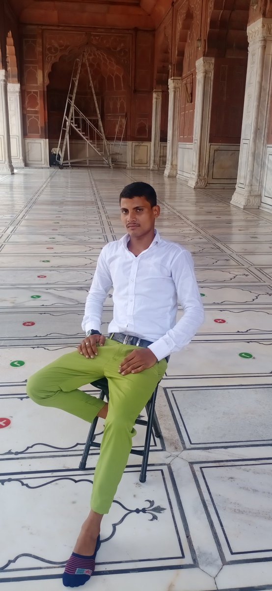 SamshadBeg tweet picture