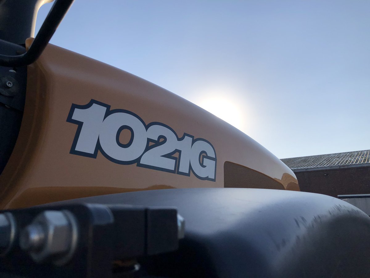 warwickward's tweet photo. It was scorcher yesterday! Perfect time to get this machine out ! Suns out ... BIG GUNS OUT ! πͺπ» βοΈπ¦
the @CaseCE_EU 1021G ! Call or drop us a message to enquire now! #CaseCE #WarwickWard #CASE1021G #casewheelloader https://t.co/pZafY2Cfqg