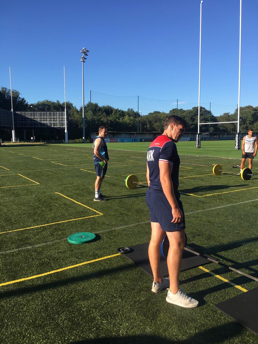 rosslynpark's tweet photo. Hoping for more ☀️ this #weekend

#OneParkOneClub https://t.co/S3NdEbaOCV