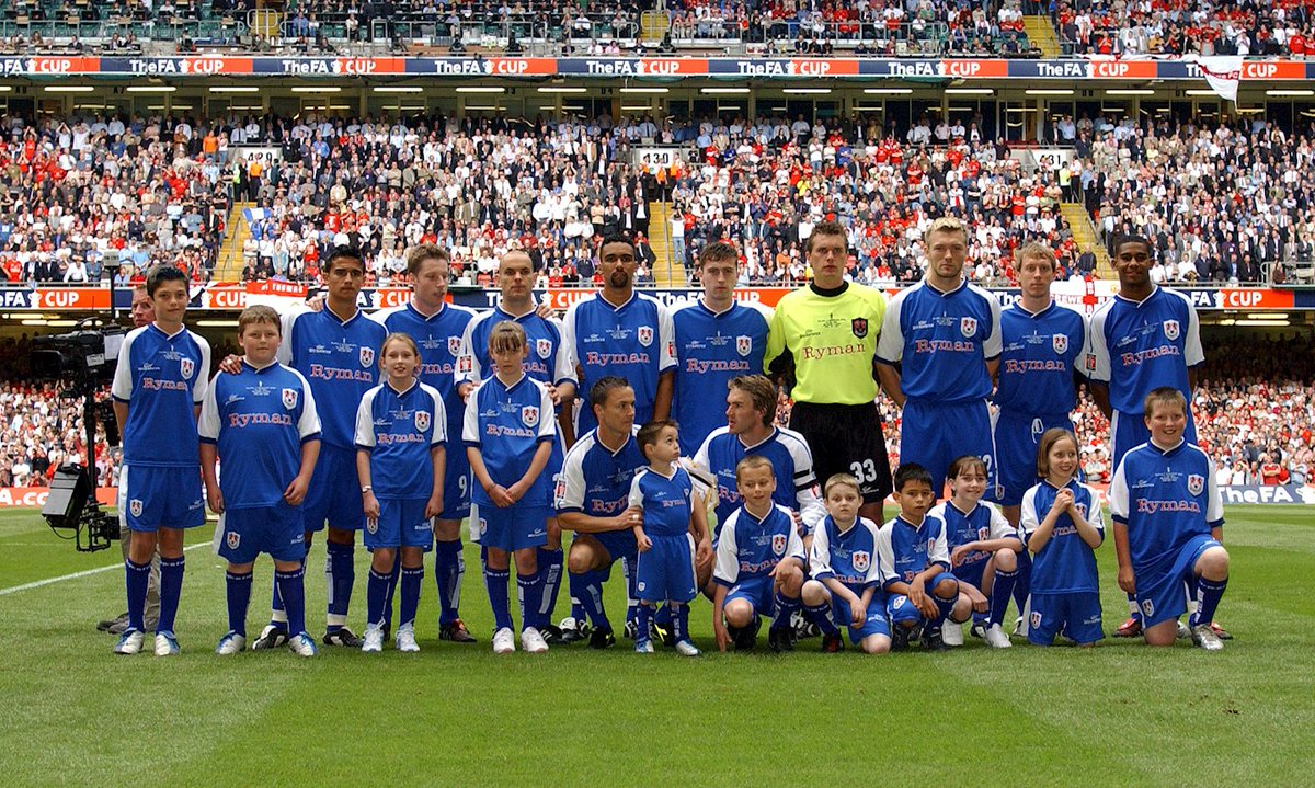 Millwall FC FA Cup Final 2004 ホームシャツ Millwall FC FA Cup Final 2004 ホームシャツ