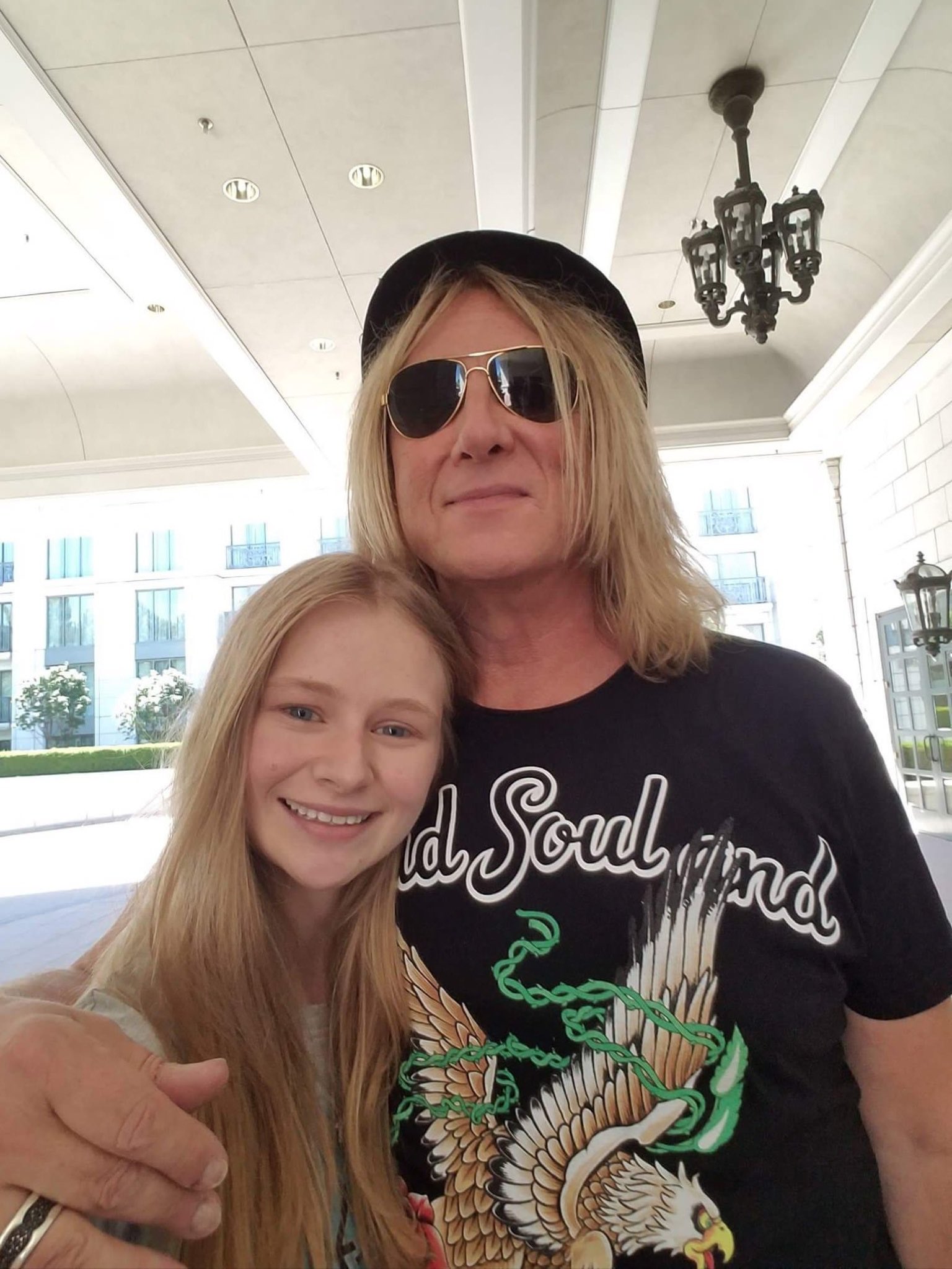 Happy birthday Joe Elliott  