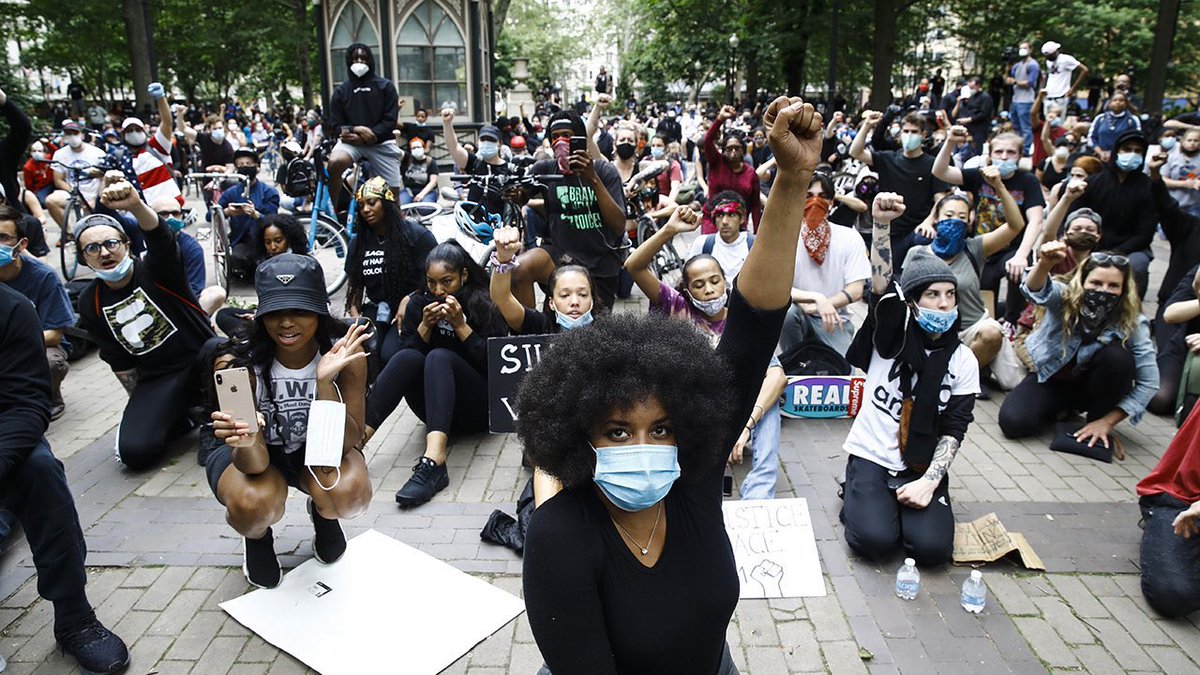 Moreover, still happening right now are the amazing  #BlackLivesMatter   protests in Portland and many other places in the US and elsewhere…  #Portland  #PortlandProtests  #BLM  #resist  #revolt  #OregonUprising