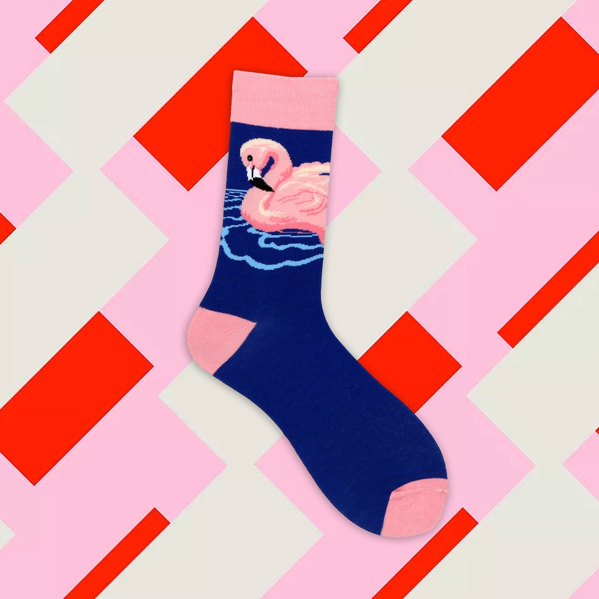The combination of pink flamingo and dark blue background, the strong color contrast, makes the socks very clean and beautiful.#socks
kaitesocks.com