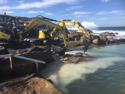 RandwickCouncil's tweet photo. Mahon Pool has reopened and is now with one less rock! This cheeky 20 tonne boulder was washed into the pool during a recent storm. Today’s operation went well and the rock has been broken up and removed. Thank you to the crew from Statewide Civil. #maroubra #mahonpool https://t.co/hMrETShu2Y