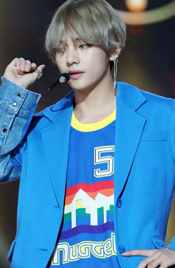 Taehyung wore a pride shirt. The design was originally worn by NBA players to support LGBTQ+ community.