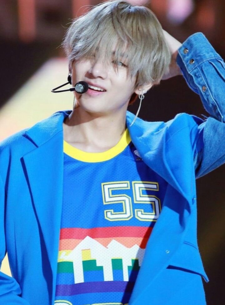 Taehyung wore a pride shirt. The design was originally worn by NBA players to support LGBTQ+ community.