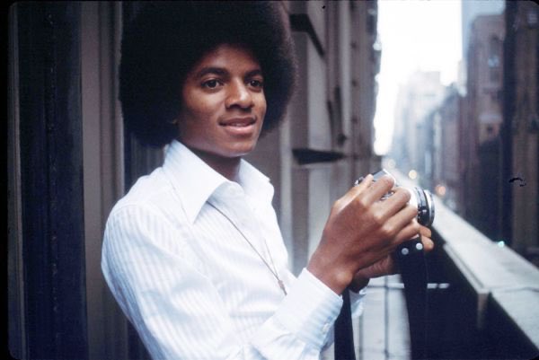 There was solo life before Off The Wall as well and those albums/songs are just as worth listening to.Without including his early years as a child star, creating a book or documentary on Michael Jackson the artist would definitely be incomplete.