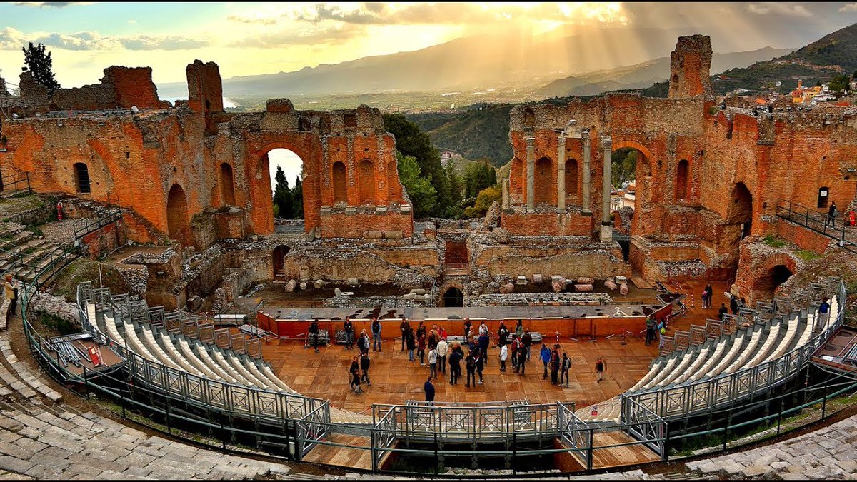 Greek theatre. Амфитеатр в Афинах. Амфитеатр Таормина. Таормина театр. Сицилия амфитеатр.