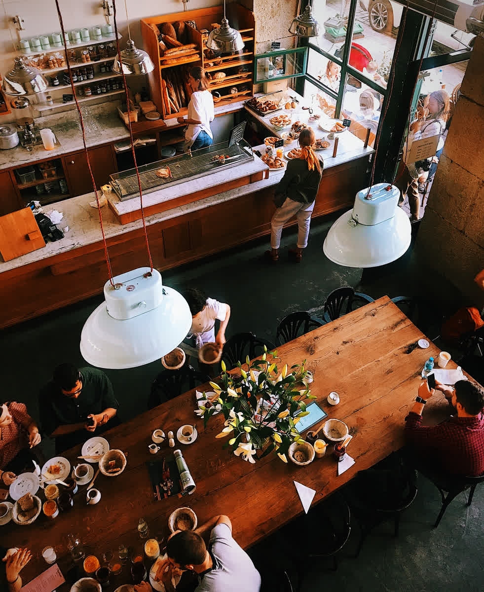 mobilefixturetn's tweet image. Keep your people safe and your business open. Vollrath's top of the line breath guards provide the protection you need without limiting visibility or connection. Place your order at the link in bio.

#vollrath #covid19 #restaurant #safety #kitchensupplies