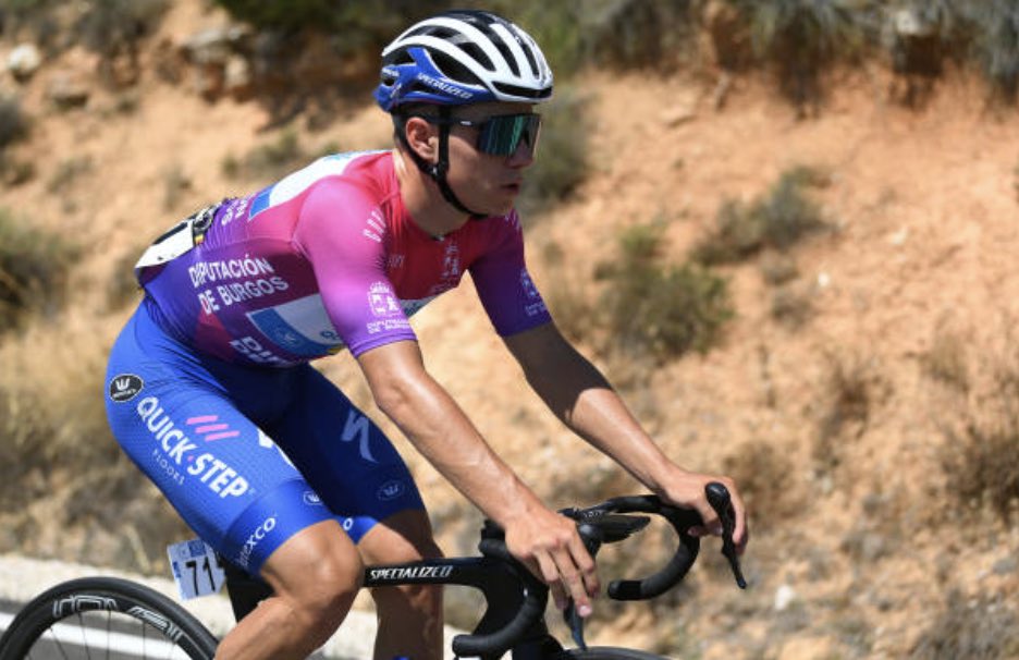 Reivindico la máxima categoría “UCI World Tour” para la #VueltaBurgos por su gran organización y prestigio. Haz RT si piensas lo mismo. #VueltaBurgos2020 #VueltaABurgos