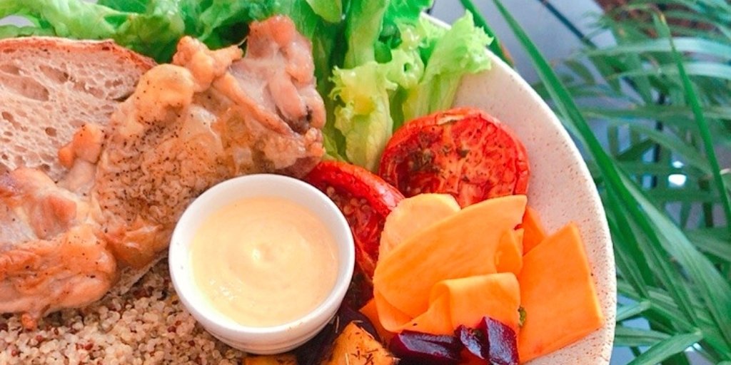 Bataviahealthy's tweet photo. ~Pollo de Corral a baja temperatura~
Comida deliciosa, natural, real y consciente💙
¡Te esperamos! 👉📅No olvides hacer tu reserva.⠀#bataviatecuida
⠀
#food #comidareal #comidasostenible #comidaconsciente #orgnicfood #organic #bowl #pollodecorral #foodie #healthyfood https://t.co/udJ7jXgpsP