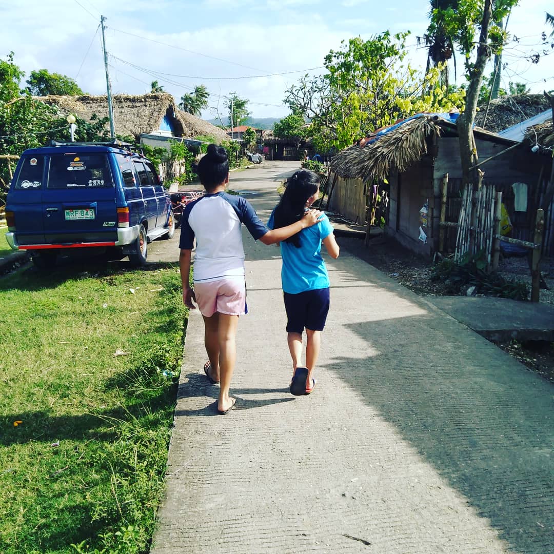 ValeraMelinda's tweet photo. It's not about who's real to your face, it's about who stays real behind your back. 😘😘 ❤️💙 MelAnn 💋 ILYmBF 😍 😍 https://t.co/vIHR1jD5vB