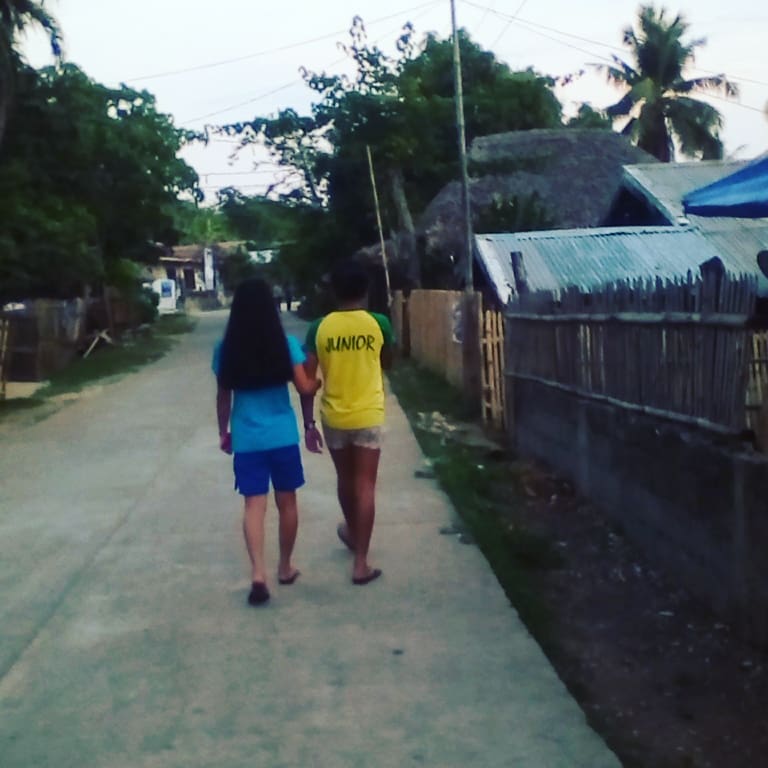 ValeraMelinda's tweet photo. It's not about who's real to your face, it's about who stays real behind your back. 😘😘 ❤️💙 MelAnn 💋 ILYmBF 😍 😍 https://t.co/vIHR1jD5vB