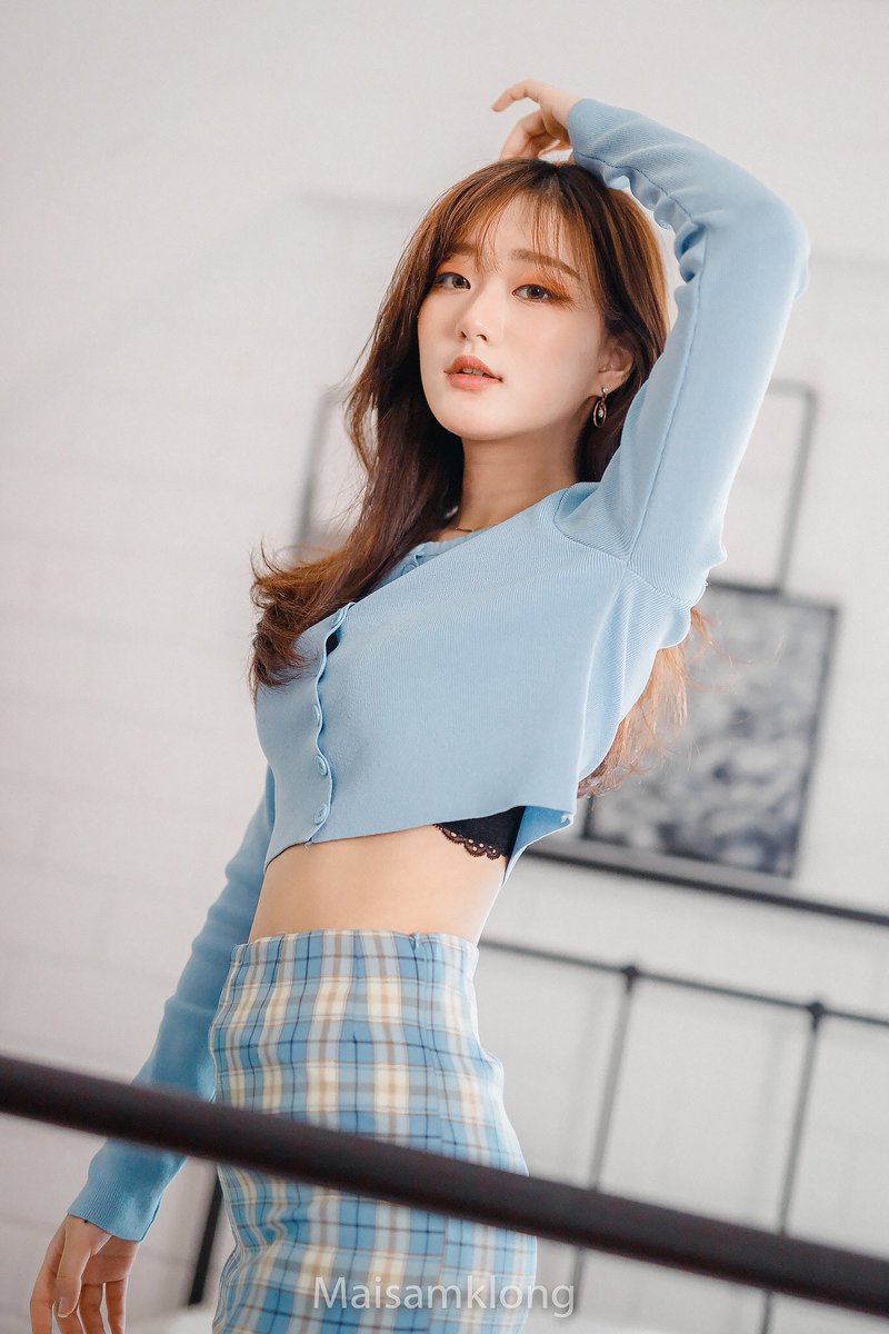 maisamklong's tweet photo. 17.27 PM

Page ig: https://t.co/s56PECLRx9

Her : hana_chung01 
.
#HaeunHana 
#Koreangirls #cute #portraits #portraitphotography #canonphotography 
#ไม่ซ้ำกล้องไม่ซ้ำเมม #แอดถือกล้องไปถ่ายยีราฟ https://t.co/j1H9GnfWLR