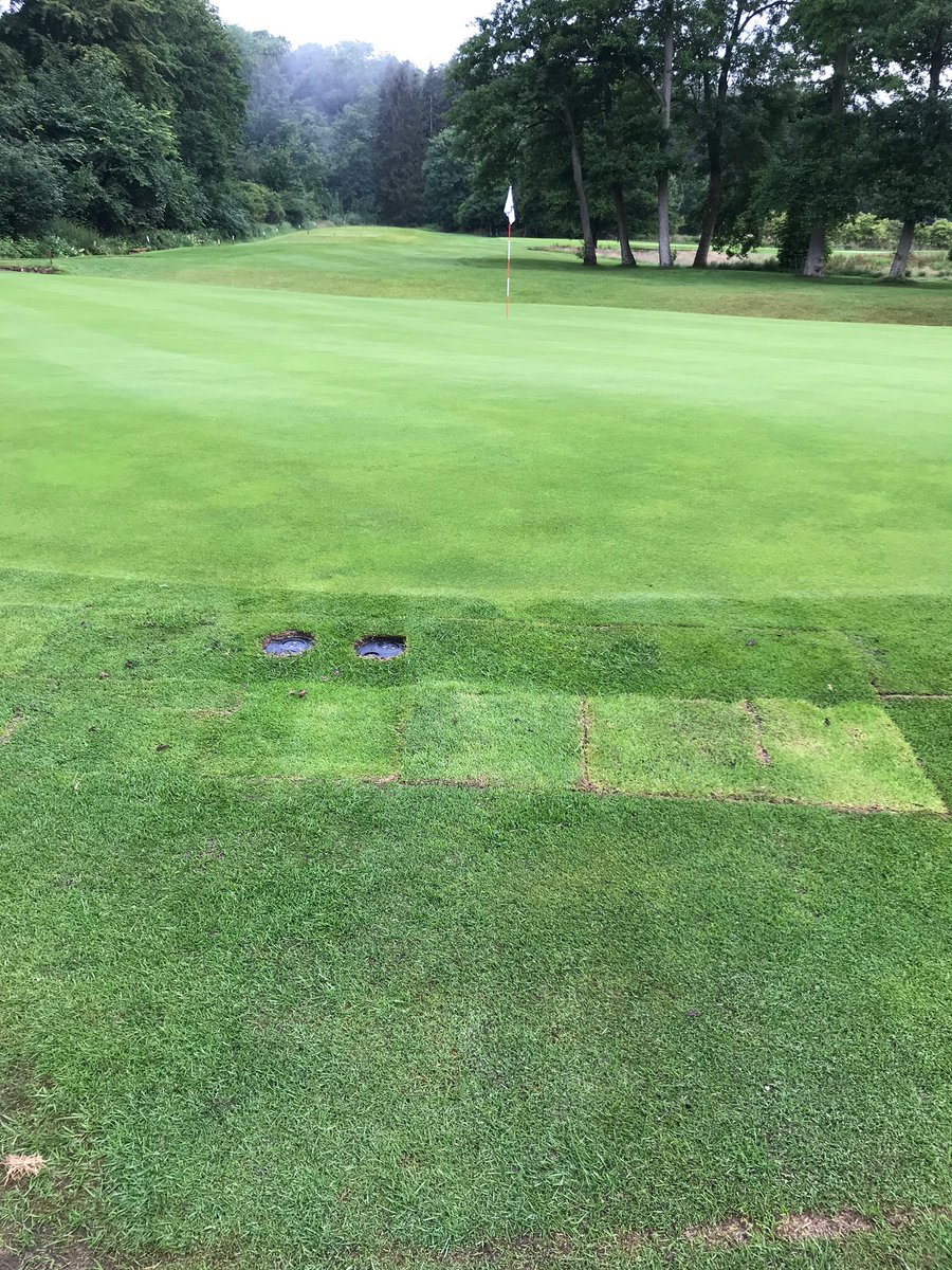 barry_crawford's tweet photo. July upgrade to valve in head and back2back complete here at Rungsted. Huge effort from team in timeframe and keeping course open! @AndriPepke @RainBirdCorp onwards and upwards! 💧🇩🇰⛳️ https://t.co/bMyxsg7i97