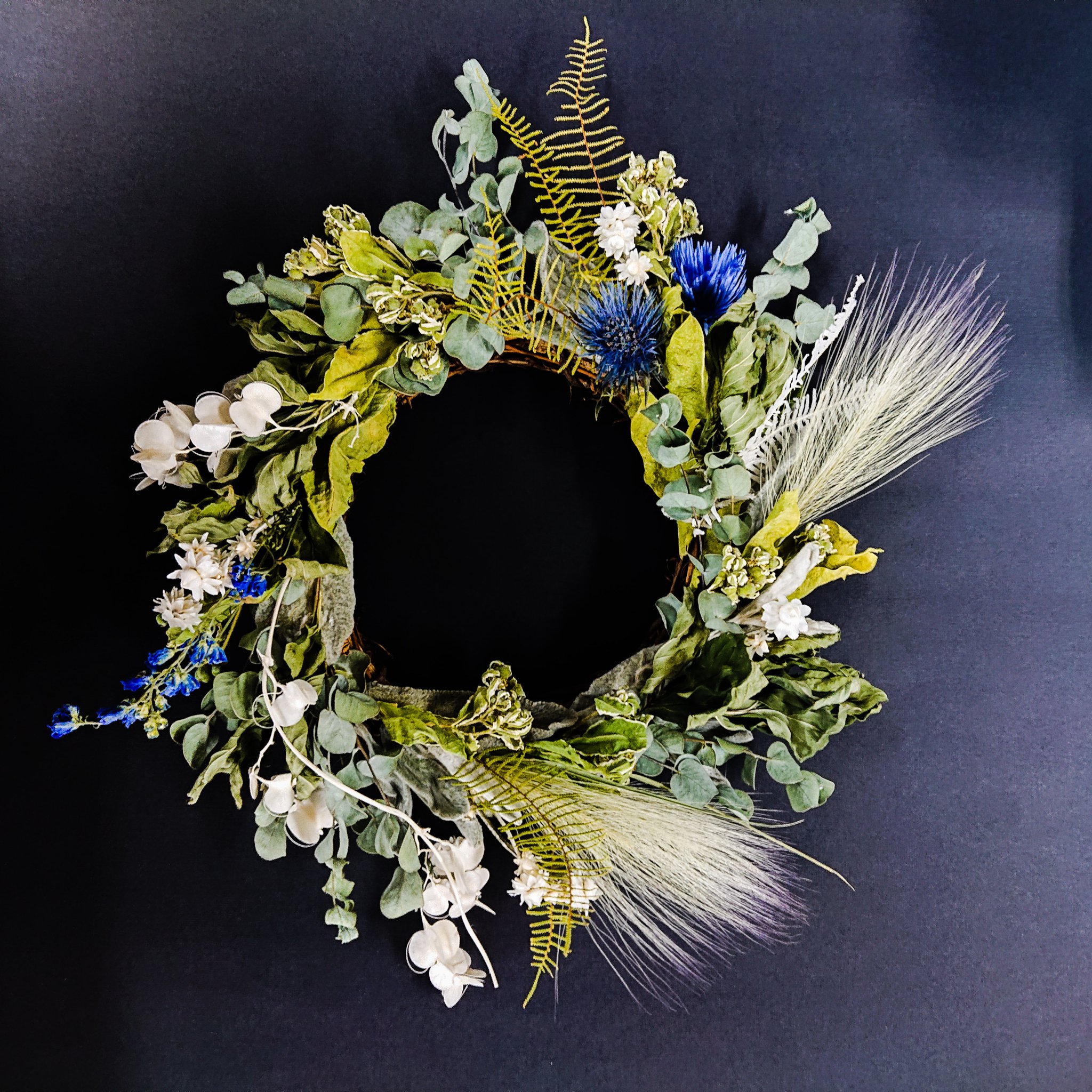 Saint Jordi Flowers 8月の営業について いつもご愛顧いただき ありがとうございます 新型コロナウィルスの影響で 下記のように営業を変更しております 営業店舗 品川店 大阪店 福岡店 店休日 月 火 水 営業時間 12 00 17 00 休業