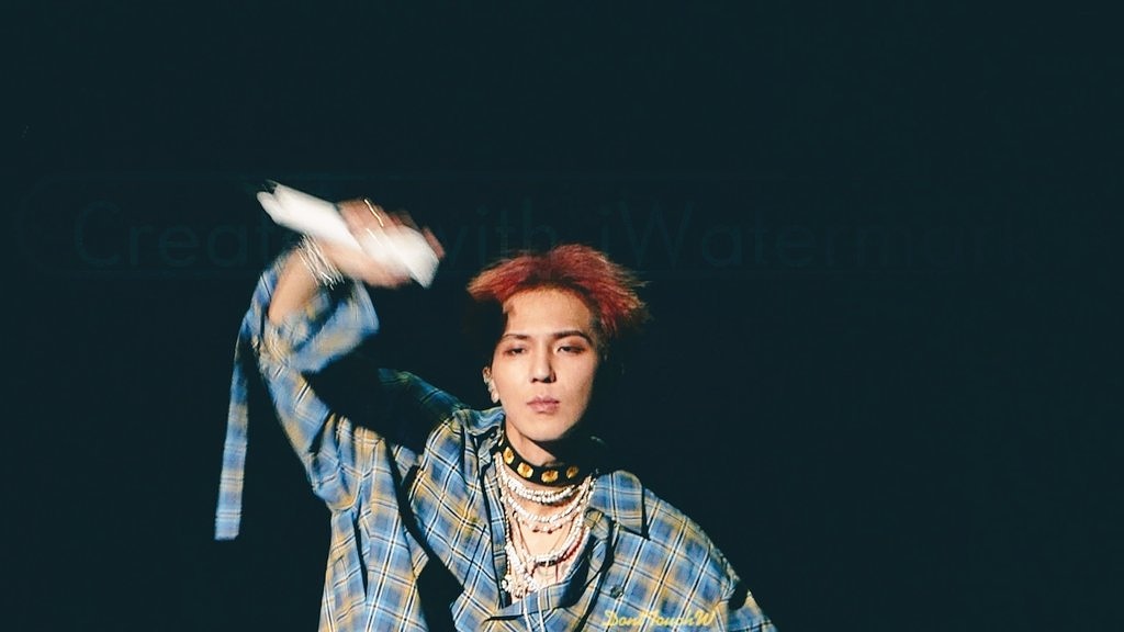 donttouchw's tweet photo. @overpassfest @official_mino_ So FREAKING READY #송민호 #Mino @official_mino_
#MinoSolo #MILO #SMH2 https://t.co/R2zYJPeuc0