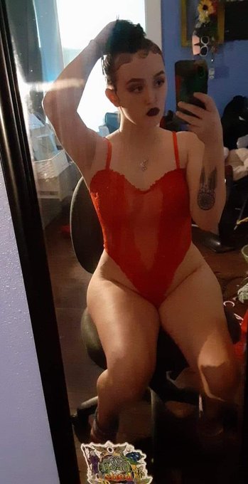 Feeling Sexy in my lingerie #pawg https://t.co/pOd7pFVK2O<a href="/tag/pawg"class="tags">#pawg</a>