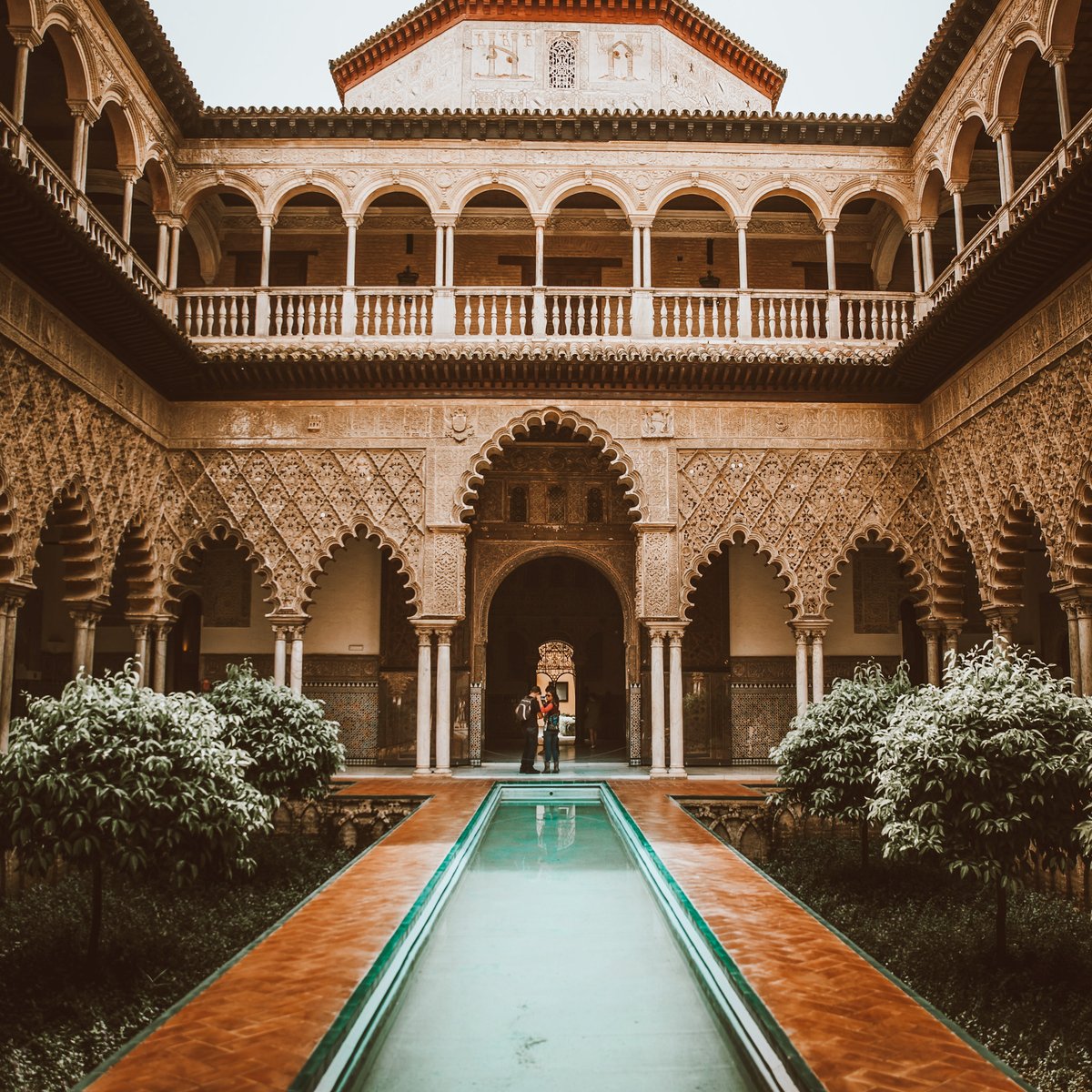 buzziler's tweet photo. 🚨 WE'VE ADDED ANOTHER EXPERIENCE  🚨 “Skip the Line” Exclusive Tour of Alcazar in Seville is now available for you to book!

Are you ready to dive into the history of Real Alcázar? https://t.co/Gvu8p4N337

#RealAlcazar #sevilla #Seville #BuzzilerSeville #BuzzilerRecommended https://t.co/baWKjhbX6t