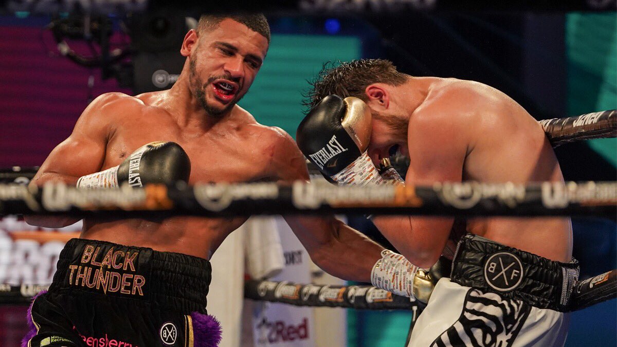 ProBoxingFans's tweet photo. 👀 UNDERCARD WATCH
🥊 It was a hat trick for Liverpool last night as Everton Red Triangle trio Andrew Cain, @bradstrand123 & @nick_ball97 remained unbeaten 🔺
💥 @caoimhinagyarko scored another KO!
🤔 Who impressed you the most❓
#Boxing #ArthurSpelman https://t.co/5wuxoN76RY
