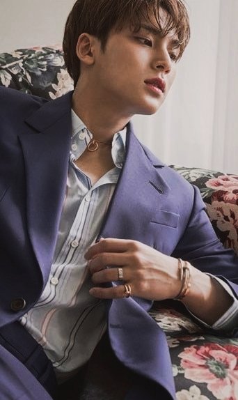 mingyu edits tweet media