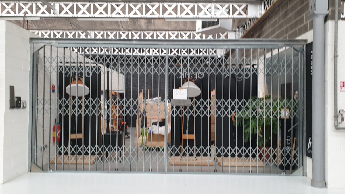 fthanh1's tweet photo. Hey @maisonsdemode le confinement est fini ! https://t.co/nkP88UFsbx