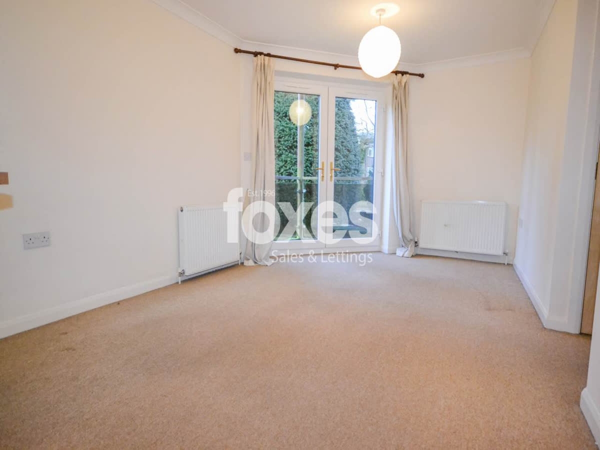 Foxes Sales & Lettings tweet media