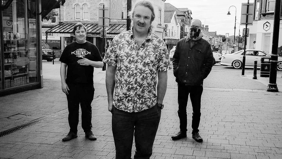 HarrogateRadio's tweet photo. Well done gents! We have steered Harrogate Community Radio through our first year. Here is a photo of the station admin (L-R) me (Andy), Scooby and Allan - thanks for listening if you have tuned in over the past year. We are doing it for the music. Do you want to join us...? #HBD https://t.co/bTfl09cwYn