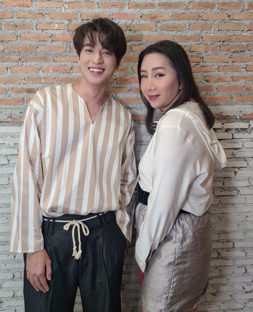 npphuengg's tweet photo. หน้าม้ามารุโกะจังนุ่มฟูมาก ใจอุ๋งอิ๋งไปหมดแน้วว https://t.co/duRADSwQ7v
