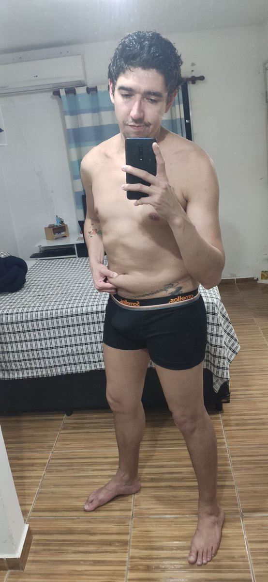 weykon's tweet photo. Eu que lute para perder o que a 40tena me deu #quarentena https://t.co/xWIZS2NAx3