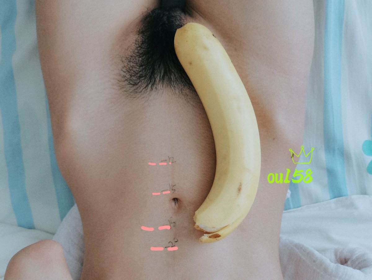 Ltzbb's tweet photo. 男孩子还不如一根香蕉 比你大还比你甜 略略略，，好吧我还是喜欢男孩子(>ω<) https://t.co/03djyWTapU
