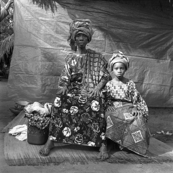 sunujournal's tweet photo. Happy Independence Day to Benin (formerly known as Dehomey), who gained independence from France on this day in 1960. 

Studio portraits by Beninese photographer Edouard Mehomey, born in Porto Novo in 1934. (Cont’d) https://t.co/CPD6IQKNkI
