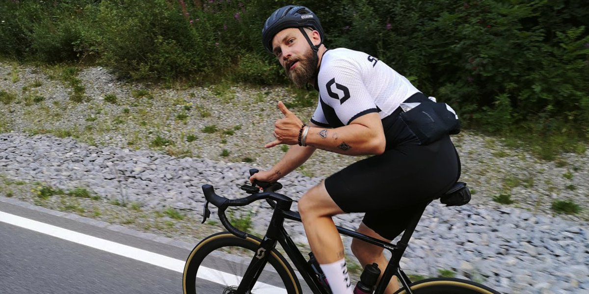 ruedibeck's tweet photo. #shaka 

#cyclingmyway #ridetogrow #clippedinandfree #skivelocenter #bikeonscott #luxa #suplest #suplestshoes #grimsel #furka #susten #swissalps #swisscyclingfamily #cyclingswitzerland

https://t.co/4kMD6OHdmC
https://t.co/SY51mQSXZ0 https://t.co/G0tPwy8Rpl