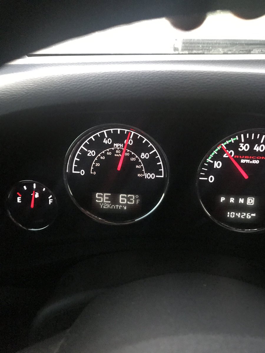 8XWhitfield's tweet photo. 63 degrees in Texas Aug.1 #unreal https://t.co/Bxq93aav2H
