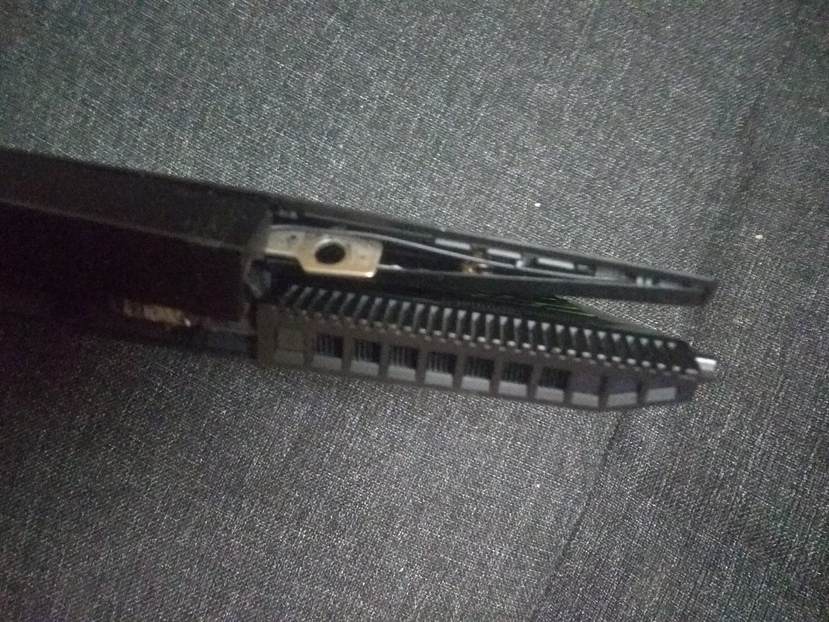NithishN19's tweet photo. Never buy HP gaming laptops! Not worth it! Feel trapped and cheated for buying a laptop of high price that comes with a manufacturing defect and poorly designed! Choose other brand products! @HP @HPIndia_MD @HPIndia @Dell @Lenovo @ASUS @Acer https://t.co/Q4WISuH6cF