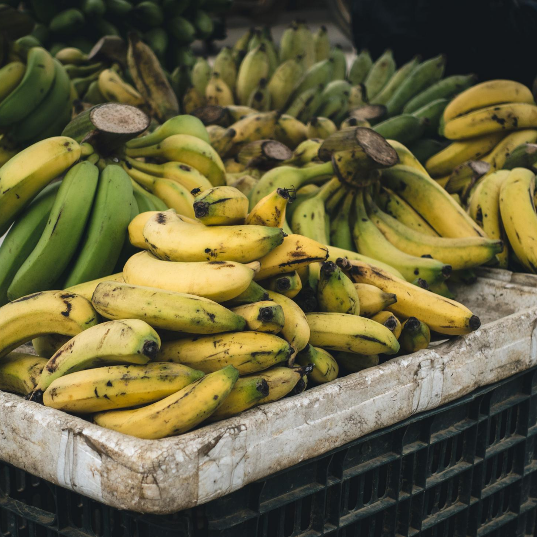FarmtoNeighbor's tweet photo. Is it just me or who else likes to yell “Banana!!” in a minions voice from the movie despicable me? 
.
.
.
#Farmtoneighborhoods
#Fruits
#Vegetables
#Keepitmoving
#Healthy
#Banana https://t.co/9KAJOPK19z