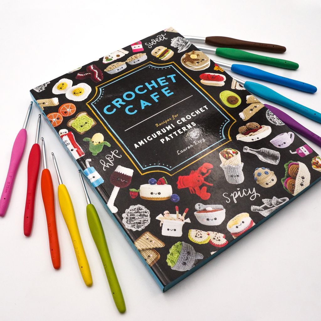 cloverusa's tweet photo. ‼️ GIVEAWAY ALERT! ‼️ We are giving away a copy of #CrochetCafe and a set of Amour Crochet Hooks! Crochet Cafe features over 30 adorable and appetizing food-inspired amigurumi patterns. Enter to win on our Instagram 👉 https://t.co/FShEl0K4ny https://t.co/J1AQSylua1