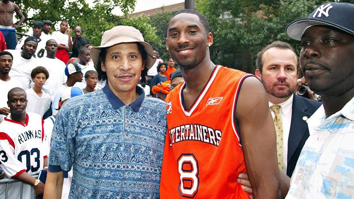 Ballislife's tweet photo. Joe "The Destroyer" Hammond dropped out of high school, never played college &amp; was still drafted by the Lakers. 

He once outscored Dr. J 50-39 in a Rucker championship game. He "only" had 50 because he didn't arrive until the 2nd half. https://t.co/GIbdsJDcE9