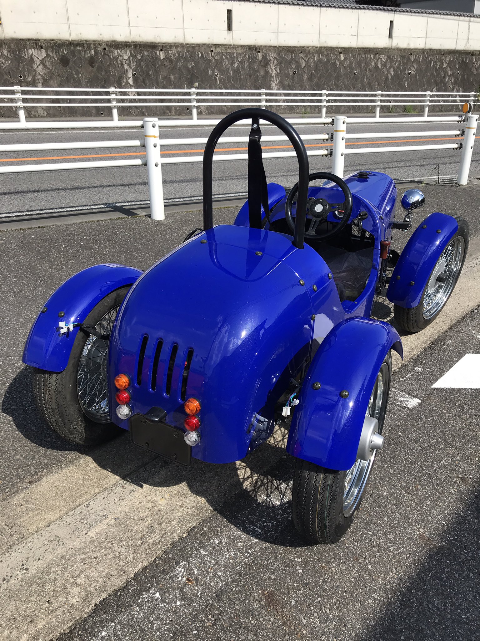 Art Bomb Pa Twitter 遊び心満載 Tfj トライクファクトリージャパン のnewリリース 電動ミニクラシックカーlolo ミニコブラと共にお値段円 だそうですよ ミニクラシックカー ミニカー Lolo Tfj T Co Cxm5edjuy1 Twitter