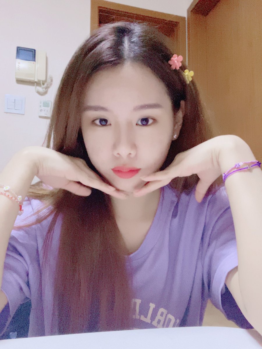 NToffcl_twt's tweet photo. #나띠 의 #playlist 그리고 여러분의 #추천곡 잘 들었나요~?? 오늘도 재밌었어요!! 내일도 좋은 주말 보내세요🌸🌸 https://t.co/gDqBwLn8PI