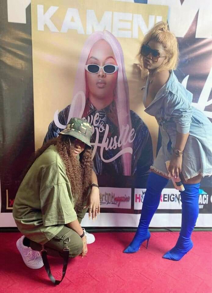 EkwatTV's tweet photo. Kameni and Mimie last night at the former's EP launch "Love and Hustle".
#cameroon #music #lionnprod #loveandhustleEP #empirecompany https://t.co/V5duJN4bRn